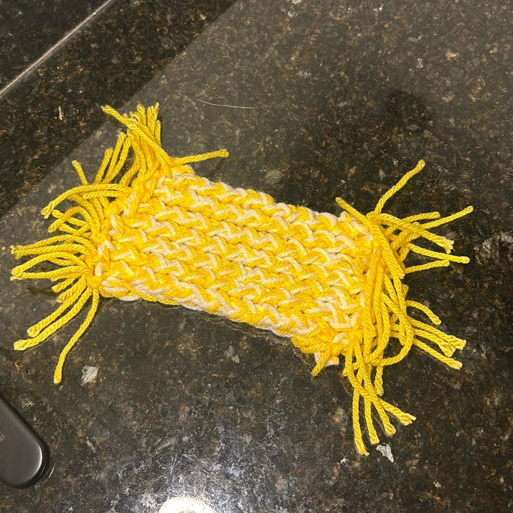 NWOT Yellow and White Knit Mug Rug Coaster